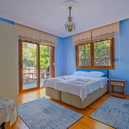 Tuzlu Sistem Havuzlu Luks *