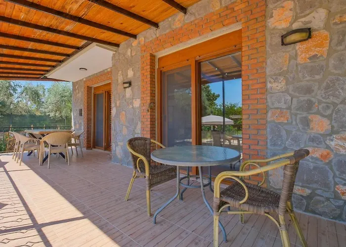 Villa Tuzlu Sistem Havuzlu Luks *