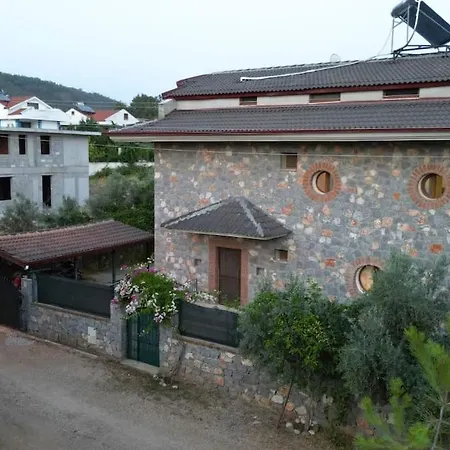 Villa Tuzlu Sistem Havuzlu Luks Fethiye