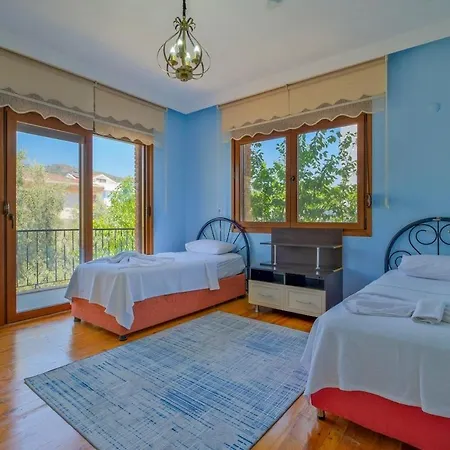 Tuzlu Sistem Havuzlu Luks Fethiye