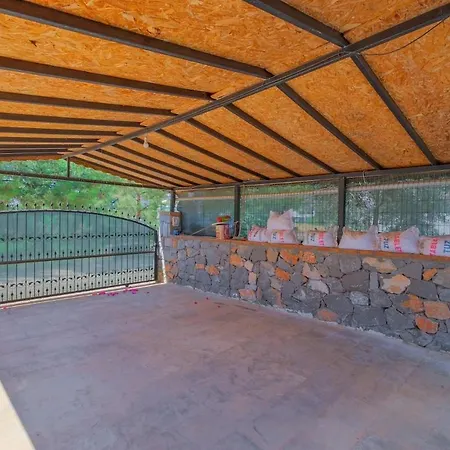 Tuzlu Sistem Havuzlu Luks Villa *