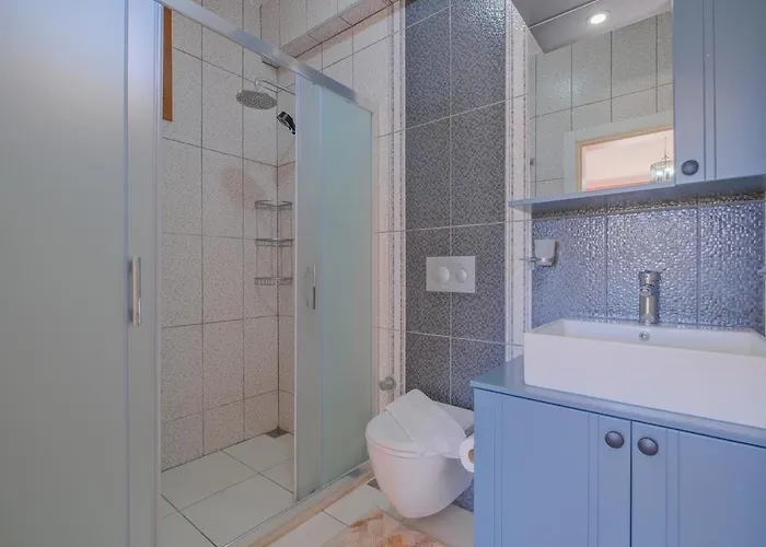 Tuzlu Sistem Havuzlu Luks Vilă Fethiye