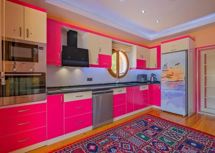 Tuzlu Sistem Havuzlu Luks Φετιγιέ